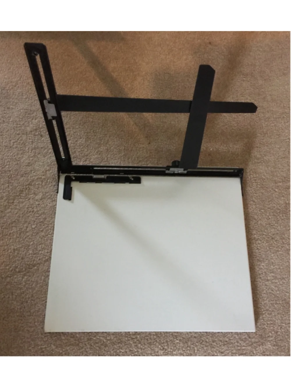 Bordermaster 17x14 Adjustable Darkroom Easel 2-Blade, Clean